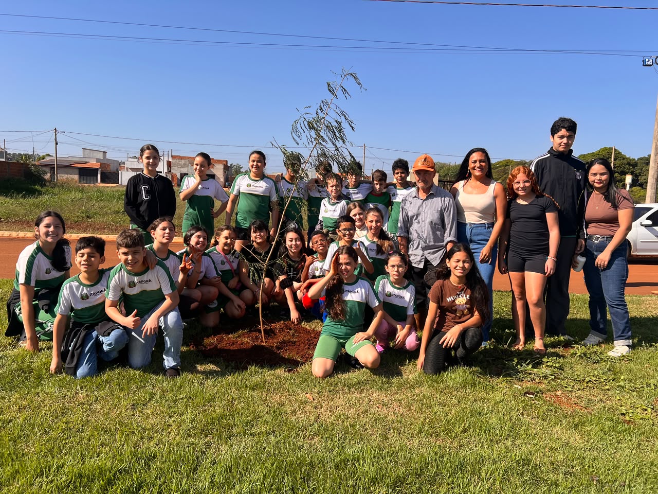 Educação Ambiental marca ação em comemoração ao Dia da Árvore em Itaporã
