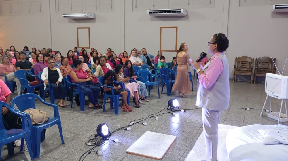 Encerramento do Outubro Rosa em Itaporã atrai grande público