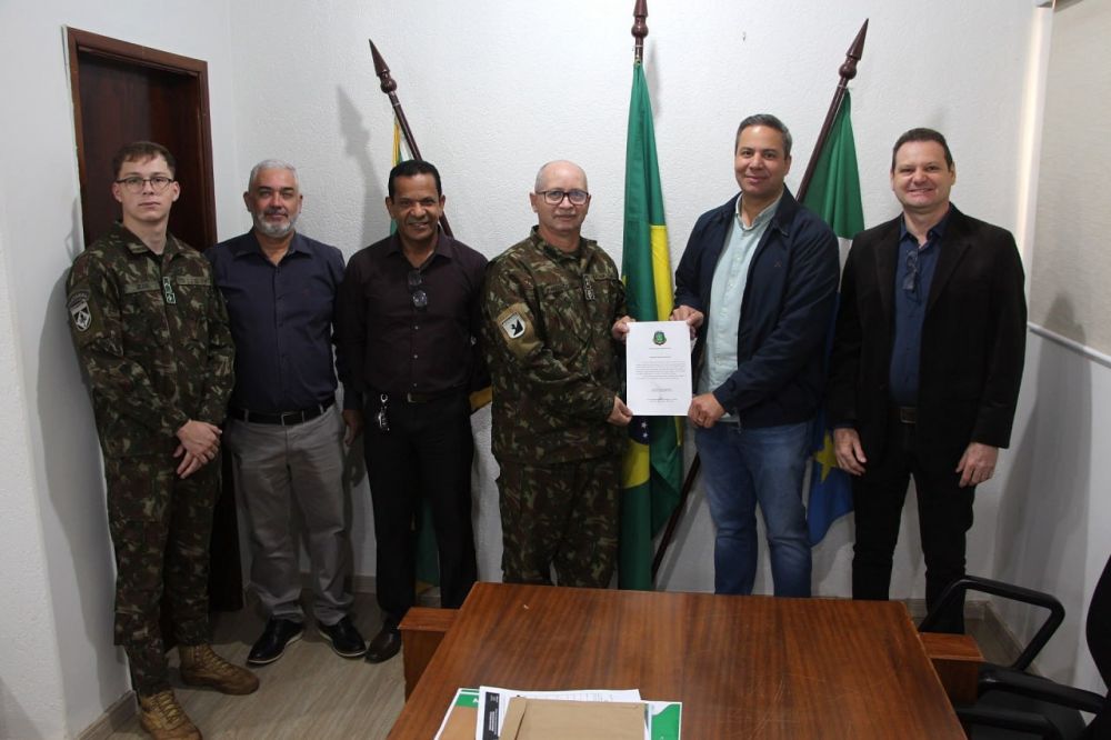 Prefeito Tiago Carbonaro é empossado como presidente da Junta de Serviço Militar de Itaporã