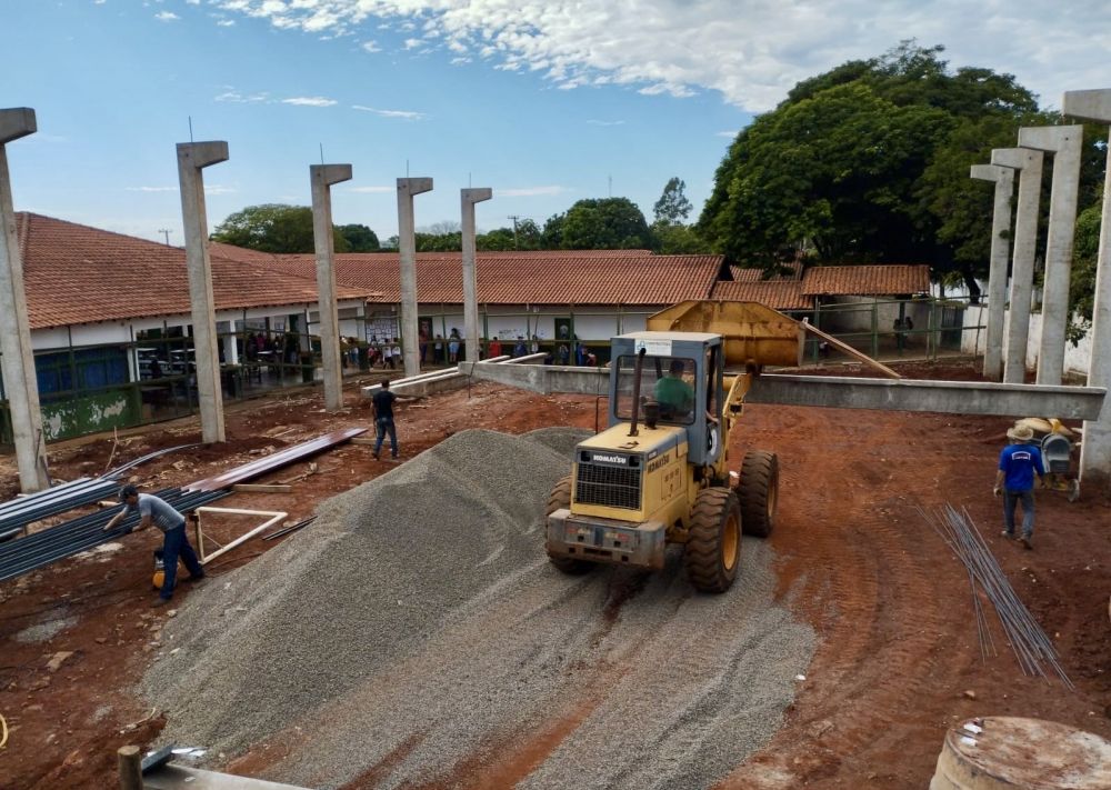 Obras da quadra coberta da escola Sônia Paiva seguem em ritmo acelerado