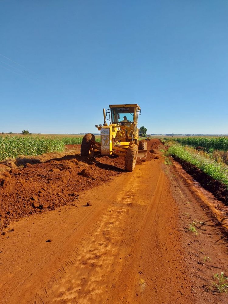 Prefeitura de Itaporã intensifica recuperação de estradas pra o início do segundo semestre