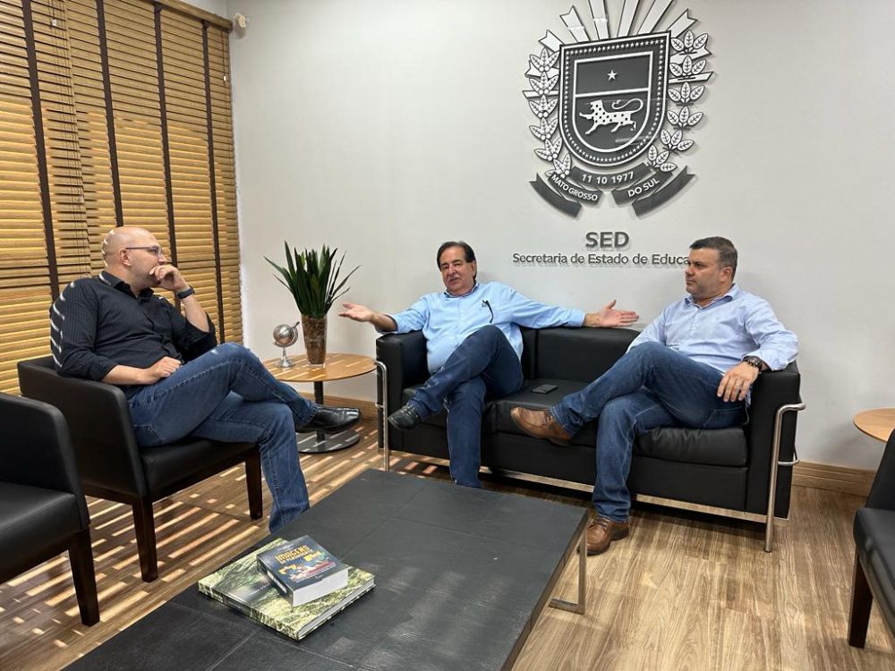 Prefeito Marcos Pacco articula a vinda do curso Normal Médio para Itaporã