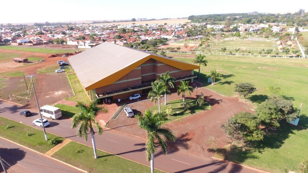 Parceria Cresol/Prefeitura de Itaporã promove melhorias no Ginásio de Esportes