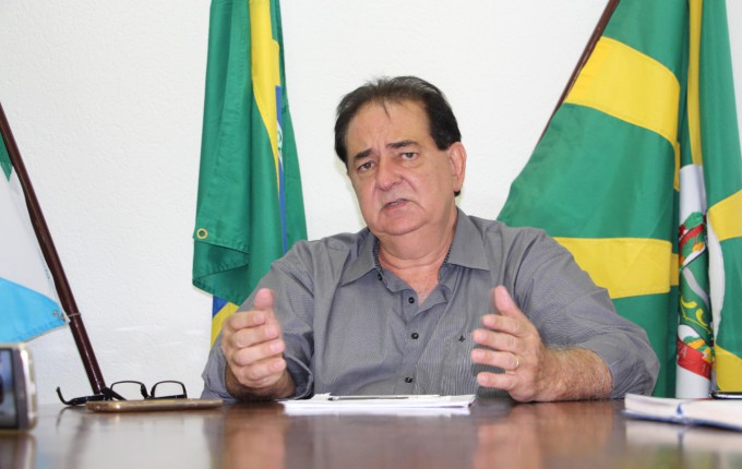 Prefeito Marcos Pacco decreta ponto facultativo nos dias 28 de fevereiro e 02 de março em Itaporã