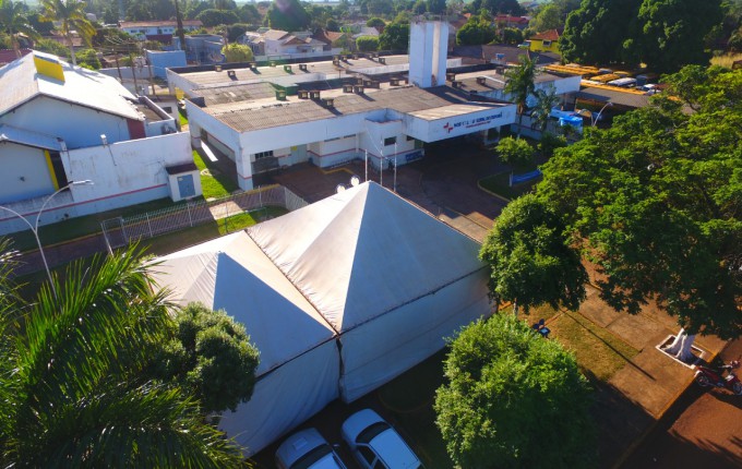 Itaporã tem 2 médicos e 12 profissionais da saúde positivos para COVID-19