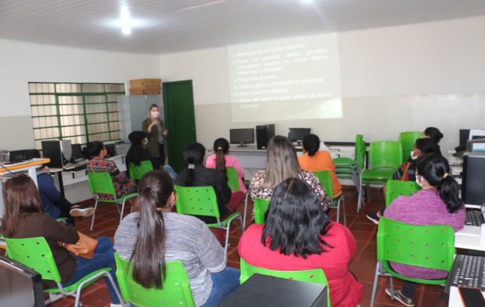 GEDU de Itaporã promove capacitação em biossegurança para funcionários da REME