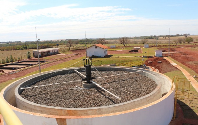 Avançam as obras da rede coletora de esgoto em Itaporã