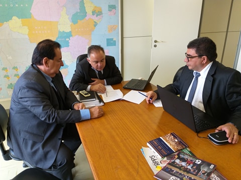 Em Brasília prefeito Municipal negocia parcelamento do ITAPREV com a previdência social