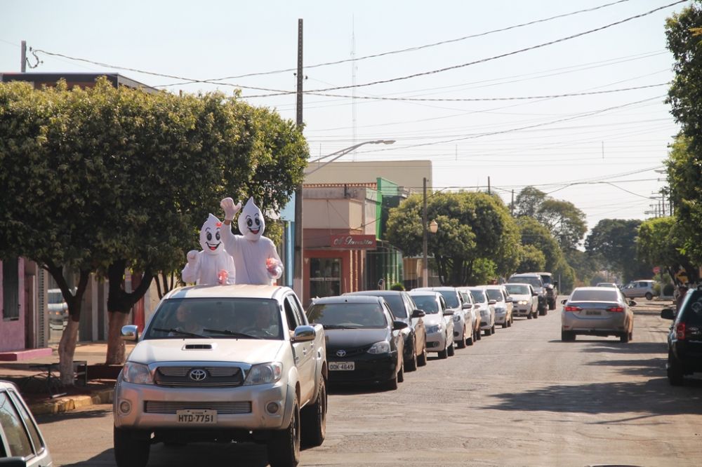 Carreata do Zé Gotinha alerta sobre importância da vacinação infantil em Itaporã